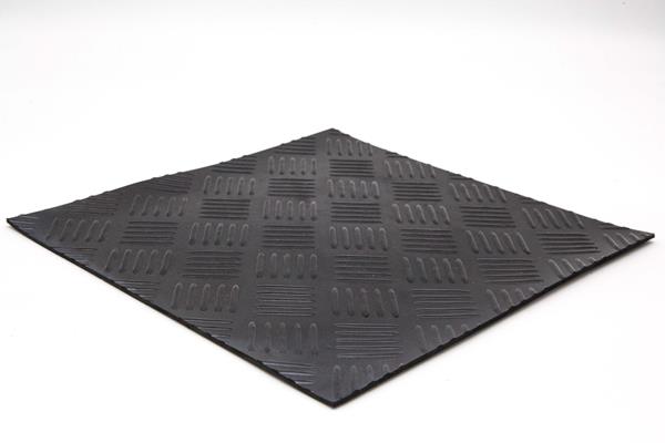 Δάπεδο Καουτσούκ 9005 Checker Λαμαρίνα 3mm 1mtr