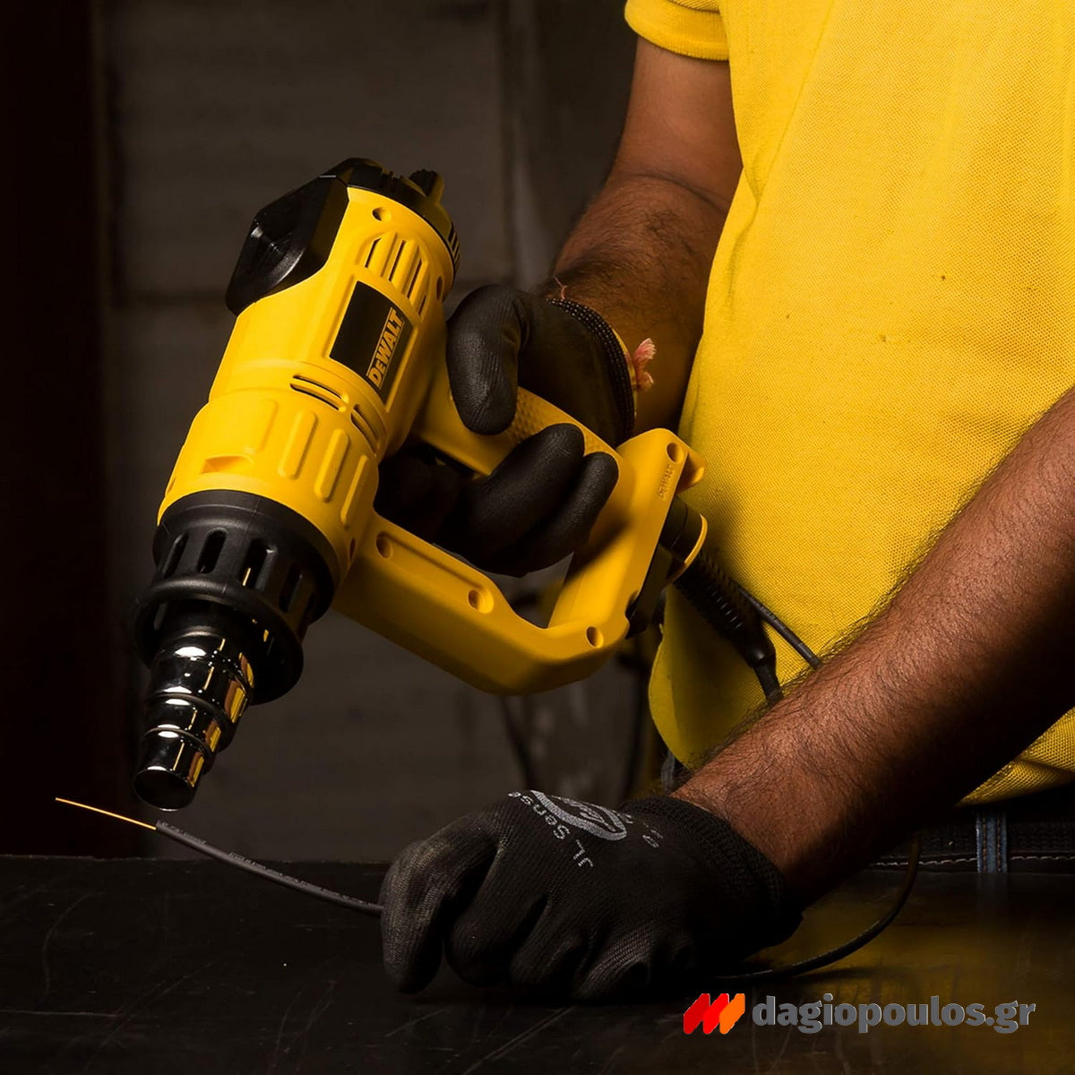 DeWalt D26414-GB Ηλεκτρικό Πιστόλι Θερμού Αέρα Με Ψηφιακή Οθόνη 2000W Ρυθμιζόμενο