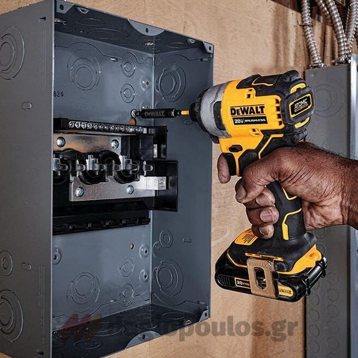 DeWalt DCF809L2T Brushless Παλμικό Κατσαβίδι Μπαταρίας 18V Li-Ion Με 2 Μπαταρίες 3.0Ah & Βαλίτσα T-Stak