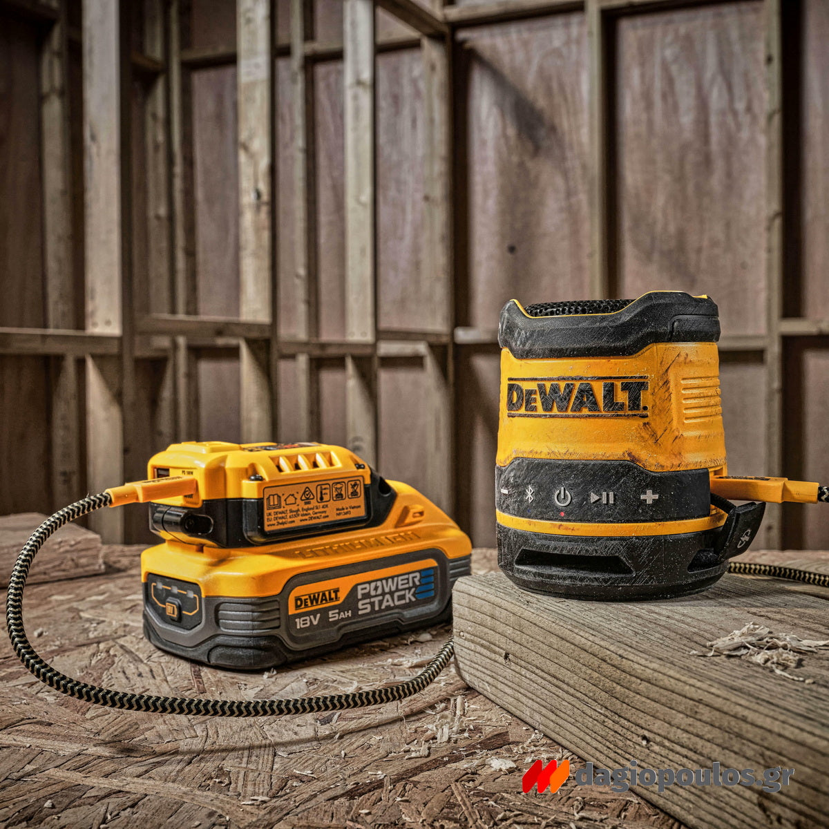 DeWalt DCR009-XJ Ηχείο Μπαταρίας Bluetooth USB 86Db