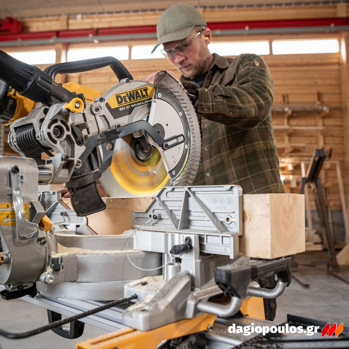 DeWalt DCS782N-XJ Brushless Φαλτσοπρίονο Πάγκου Συρόμενο (Radial) Μπαταρίας 18V XR FLEXVOLT 305mm SOLO