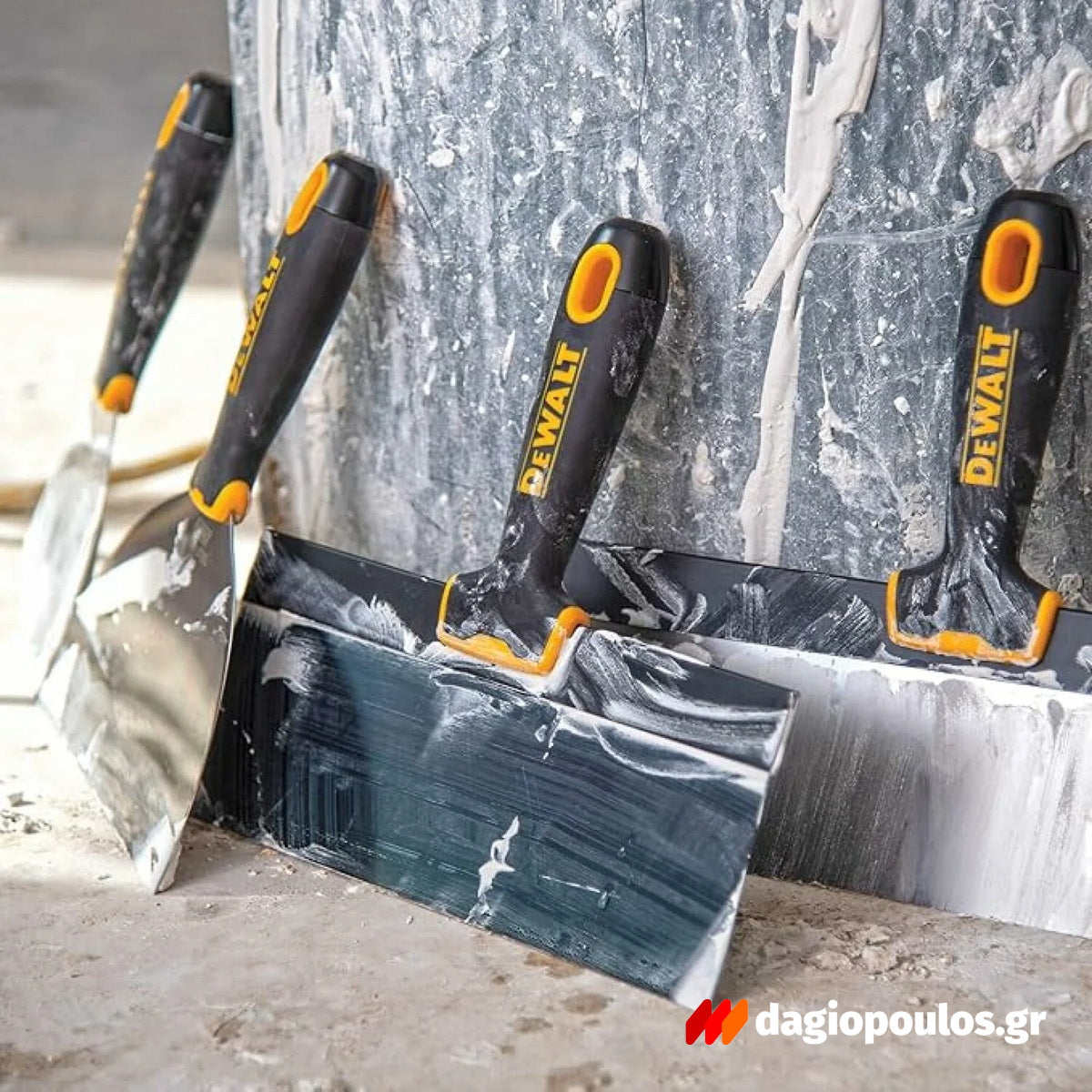 DeWalt DXTT-2-138 Μεγάλη Σπάτουλα Με Μαλακή Λαβή 14" 355mm ΑΝΟΞΕΙΔΩΤΗ