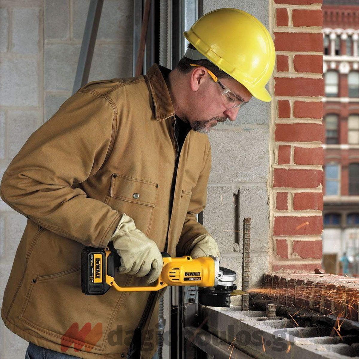 DeWalt DCK422P3T-QW Συλλογή Πνευματικό Πιστολέτο, Παλμικό Κατσαβίδι, Γωνιακός Τροχός, Κρουστικό Δραπανοκατσάβιδο 18V Li-Ion Με 3 Μπατ.5.0Ah XR - Φορτιστή - 2 Βαλίτσες T-Stak