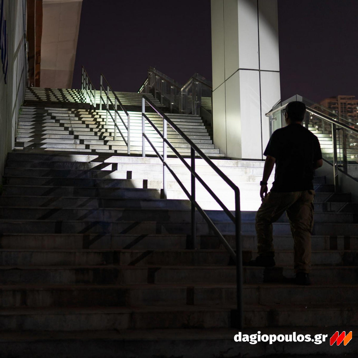 Olight Javelot Mini Φακός Μεγάλης Εμβέλειας 1000 Lumens
