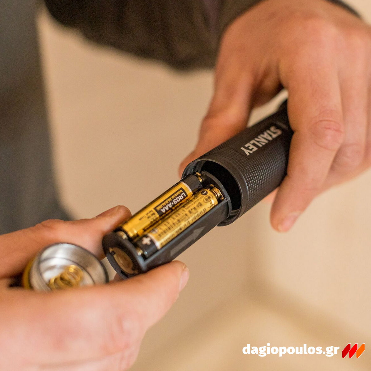 Stanley FMHT81511-0 Φακός Χειρός Αλουμινίου Led 350 Lumens