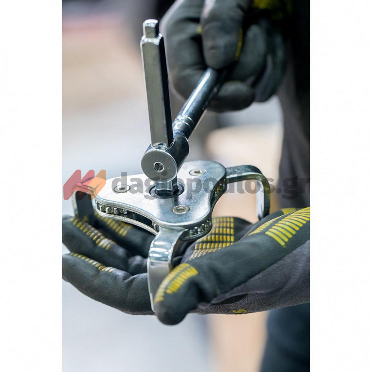 Stanley STHT80880-0 Κλειδί Φίλτρου (Φιλτρόκλειδο) Μεταλλικό Ρυθμιζόμενο 65-120mm