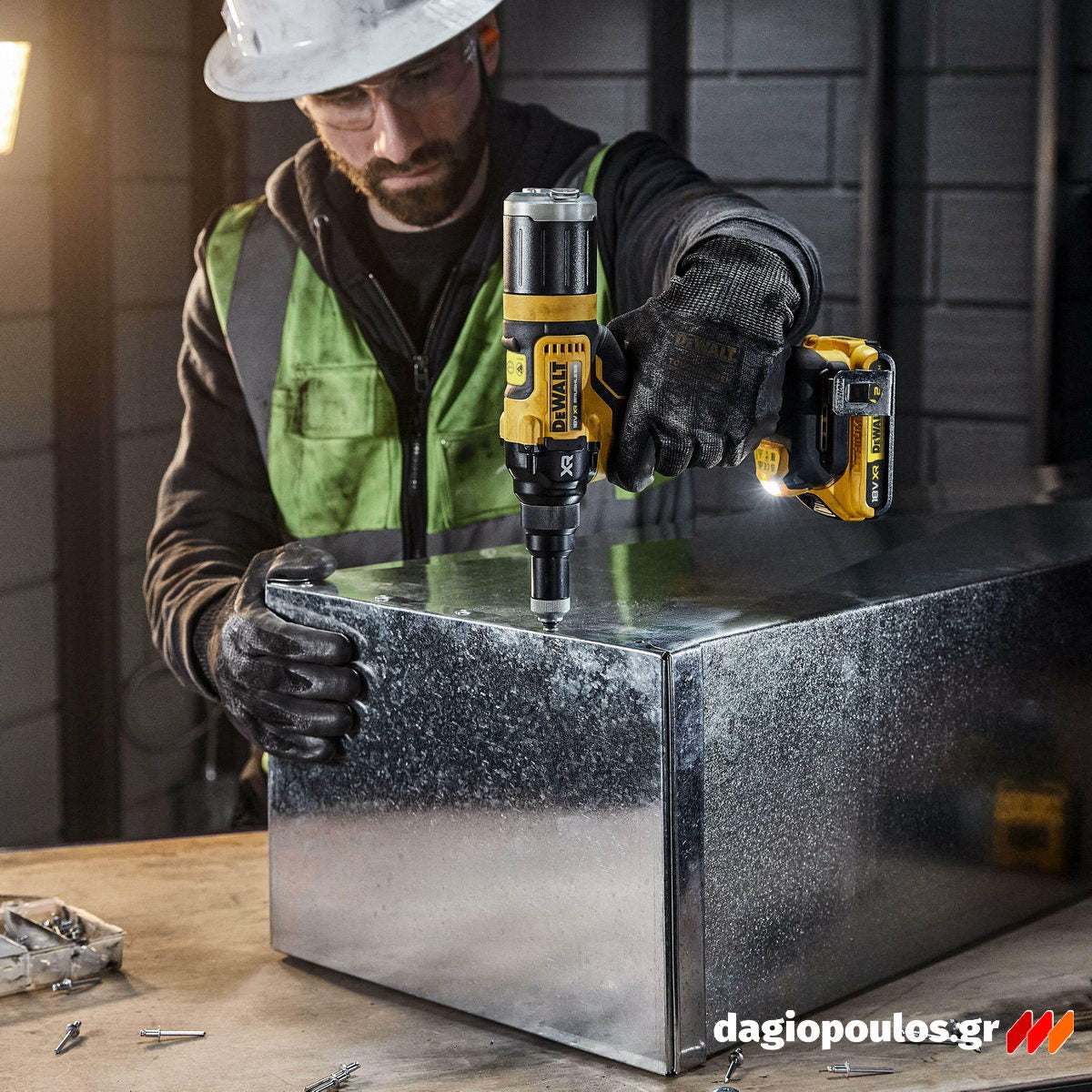DeWalt DCF403D2GT-QW Brushless Πριτσιναδόρος Μπαταρίας 18V Li-Ion XR 4.8mm Με 2 Μπατ.2.0Ah - Φορτιστή - Βαλίτσα T-Stak