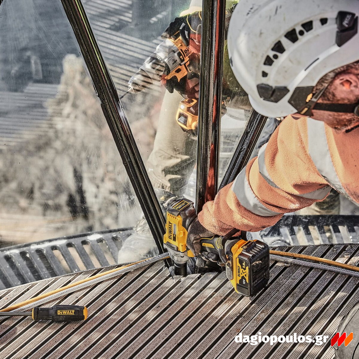 DeWalt DCF894P2-QW Brushless Μπουλονόκλειδο Μπαταρίας 1/2" 18V Li-Ion Με 2 Μπατ.5.0Ah -Φορτιστή - Τσάντα Μεταφοράς