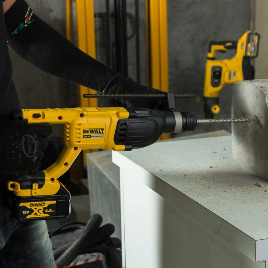 DeWalt DCH133N-XJ Brushless Πνευματικό Περιστροφικό Πιστολέτο Μπαταρίας 18V Li-Ion 2.6J 2.3Kgr SOLO