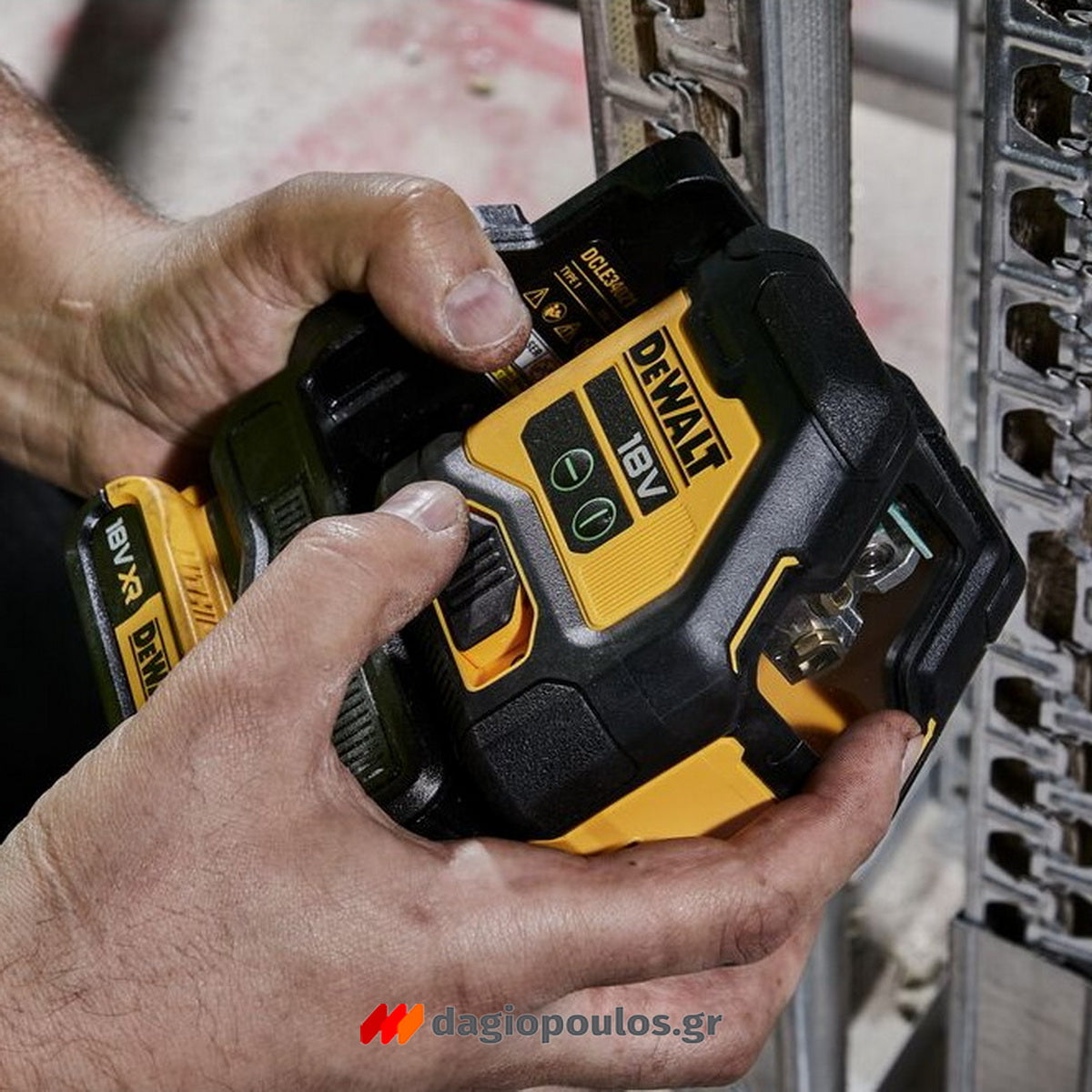 DeWalt DCLE34021D1-QW Γραμμικό Αλφάδι Laser 18V Li-Ion Πράσινης Δέσμης Με Μπαταρία 2.0Ah