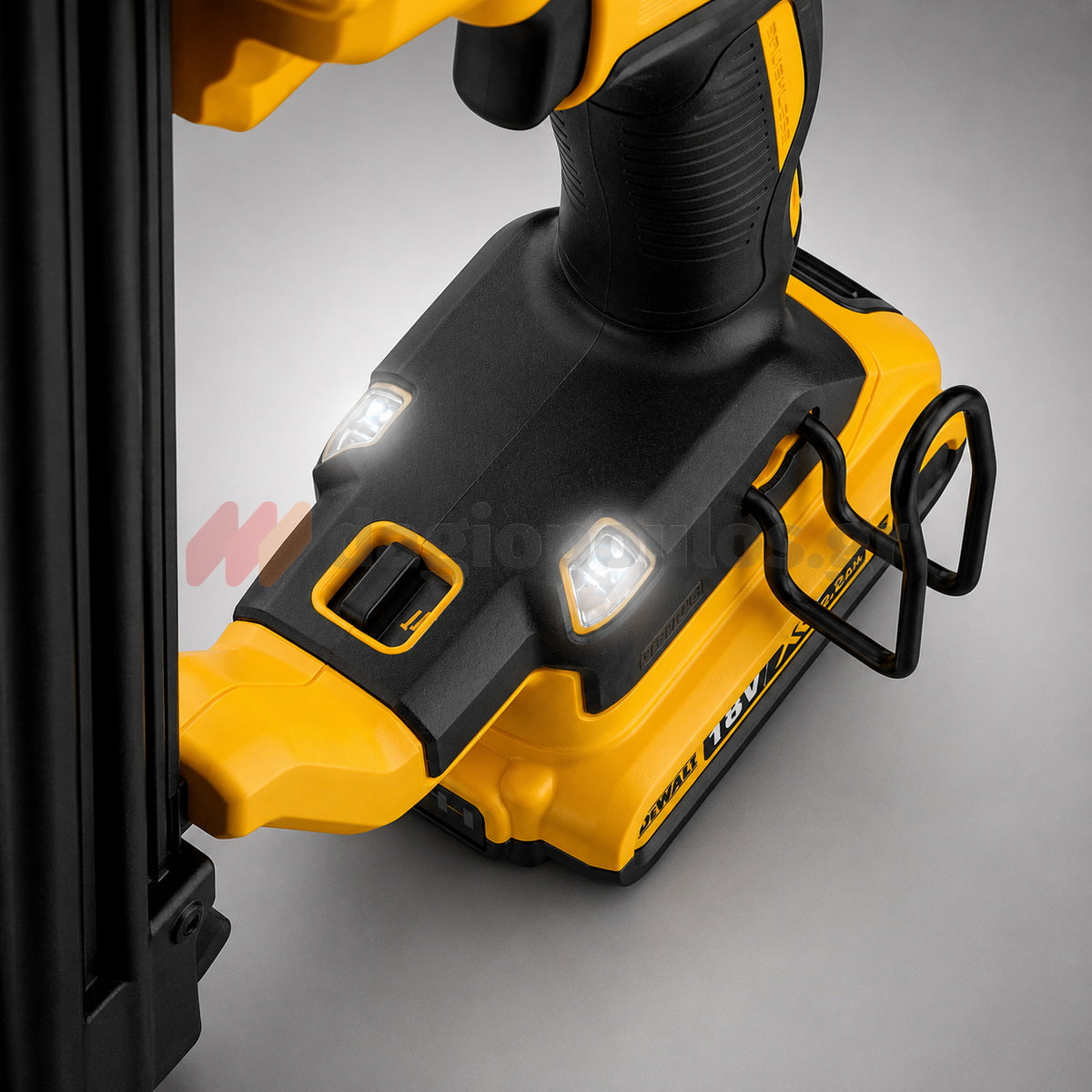 DeWalt DCN680D2-QW Brushless Καρφωτικό Μπαταρίας 18V Li-Ion Με 2 Μπατ.2.0Ah-Φορτιστή-Βαλίτσα T-STAK