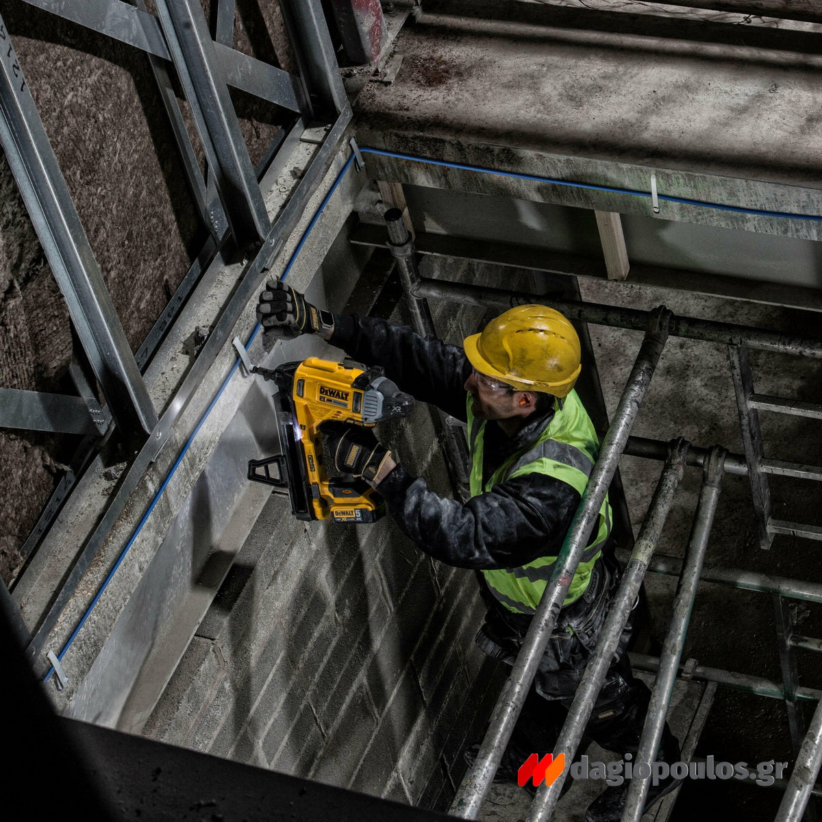 DeWalt DCN890P2-QW Brushless Καρφωτικό Μπετού Μπαταρίας 18V Li-Ion Με 2 Μπαταρίες 5.0Ah & Βαλίτσα