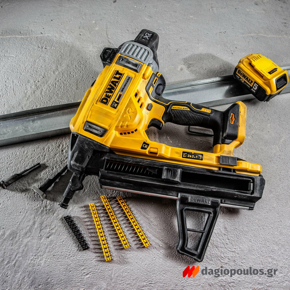 DeWalt DCN890P2-QW Brushless Καρφωτικό Μπετού Μπαταρίας 18V Li-Ion Με 2 Μπαταρίες 5.0Ah & Βαλίτσα