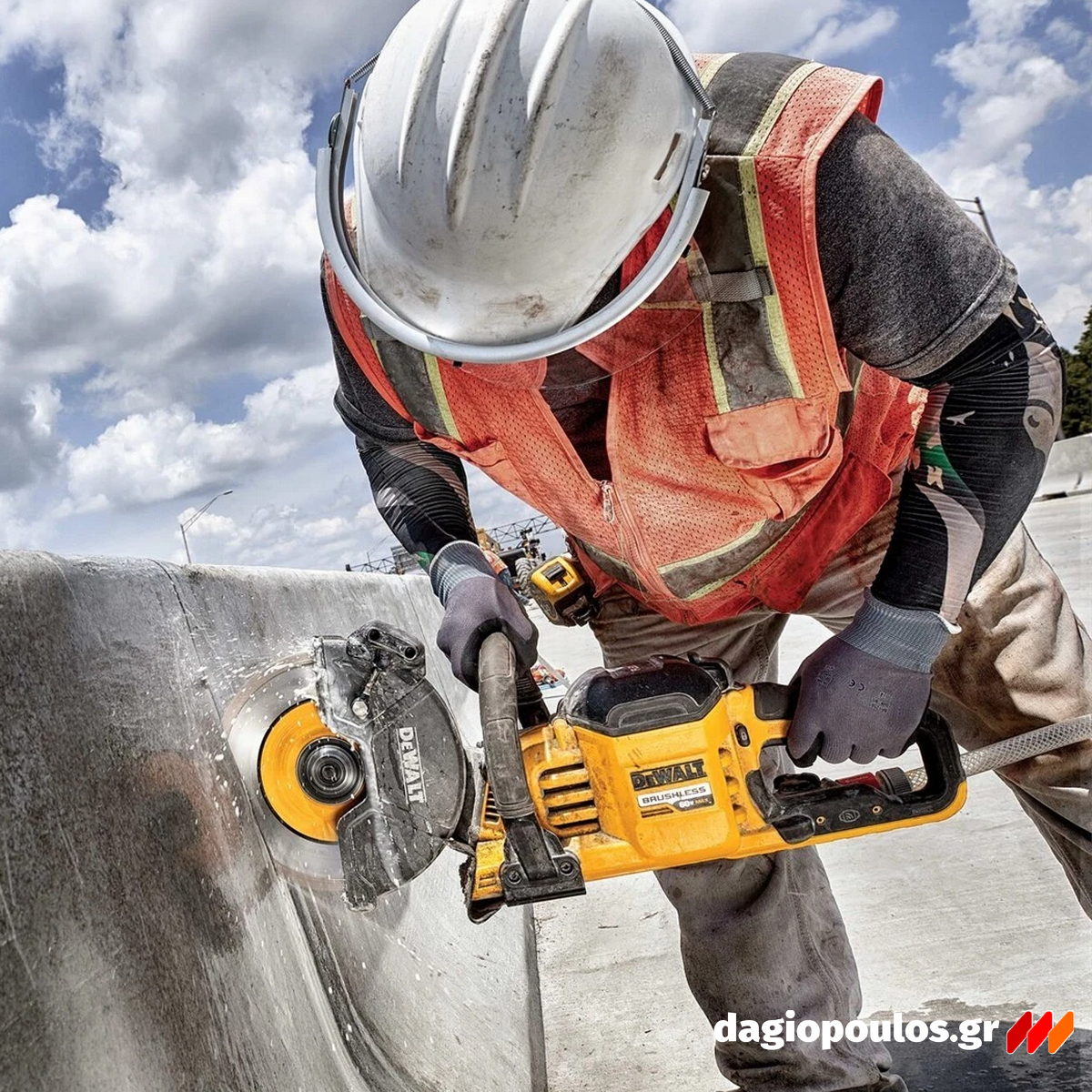 DeWalt DCS691X2-QW Κόφτης Δομικών Υλικών Μπαταρίας 54V Li-Ion 230mm Με 2 Μπατ.9Ah XR FLEXVOLT - Φορτιστή