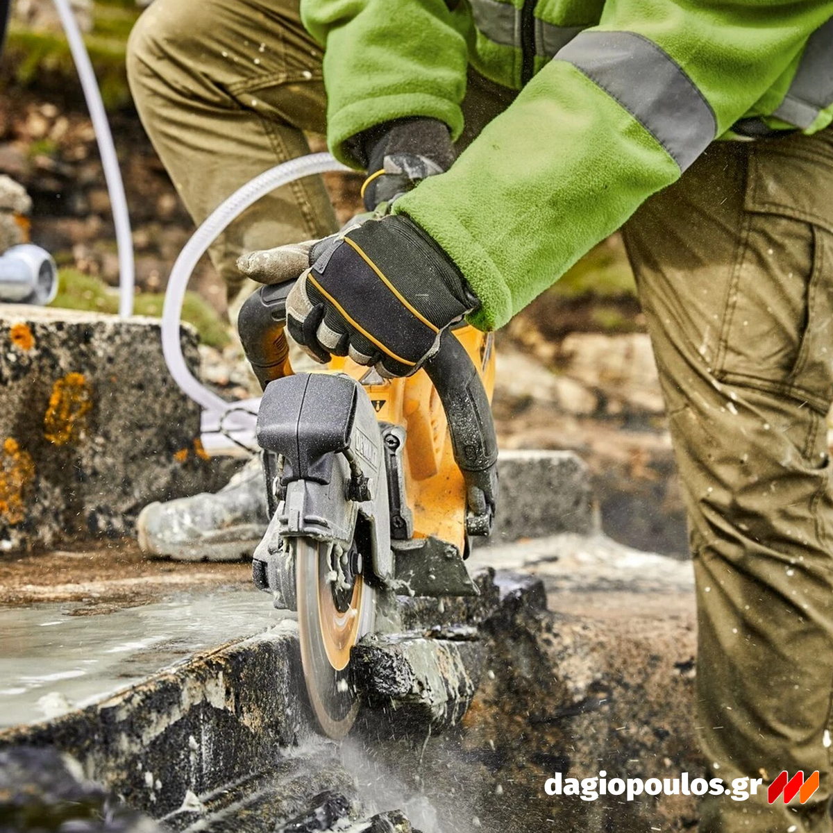DeWalt DCS691X2-QW Κόφτης Δομικών Υλικών Μπαταρίας 54V Li-Ion 230mm Με 2 Μπατ.9Ah XR FLEXVOLT - Φορτιστή