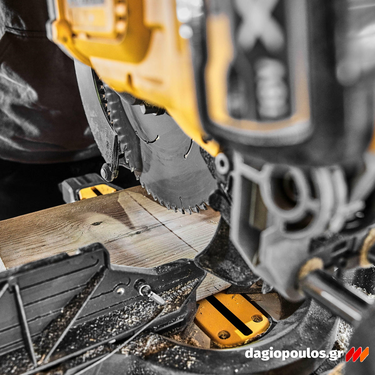 DeWalt DCS781N-XJ Brushless Φαλτσοπρίονο Πάγκου Συρόμενο (Radial) Μπαταρίας 54V XR FLEXVOLT 305mm SOLO
