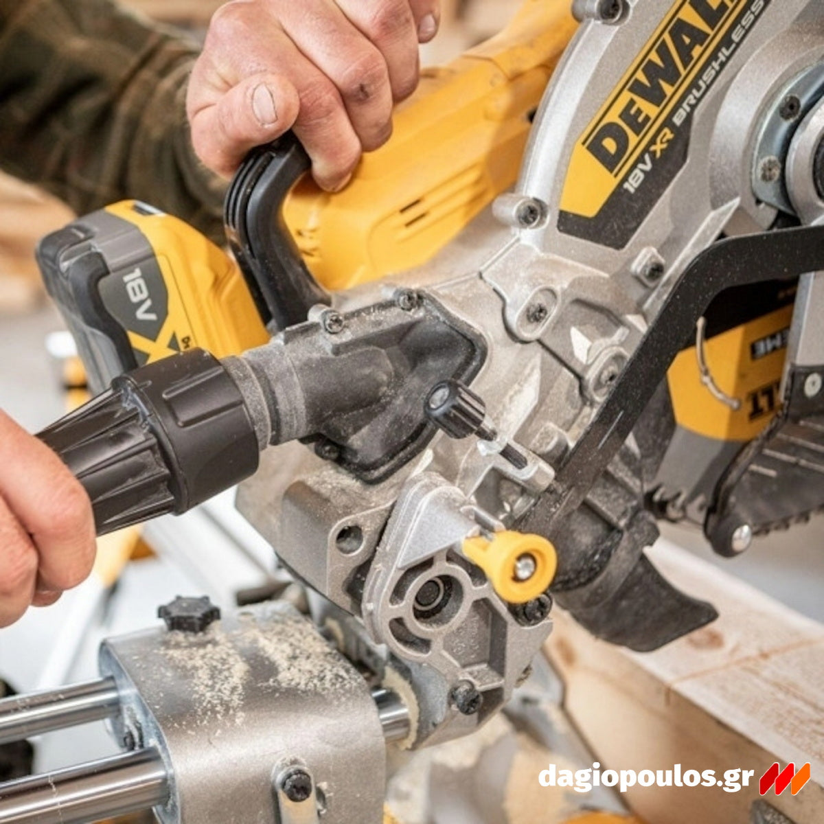 DeWalt DCS782N-XJ Brushless Φαλτσοπρίονο Πάγκου Συρόμενο (Radial) Μπαταρίας 18V XR FLEXVOLT 305mm SOLO