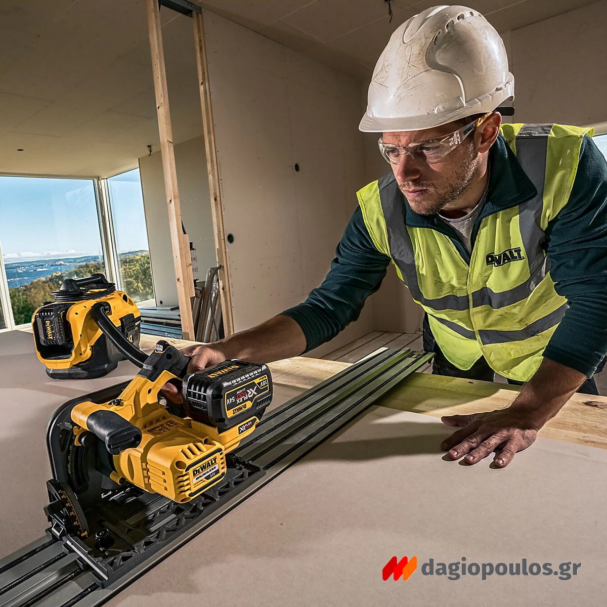 DeWalt DCV584L-XJ Σκούπα Ηλεκτρική & Μπαταρίας Υγρών / Στερεών 300W 220V-14.4V-18.0V-54.0V Li-Ion Με Δοχείο 7.5Ltr SOLO