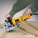 DeWalt DW682K-QS Ηλεκτρική Φρεζοκαβιλιέρα 600W