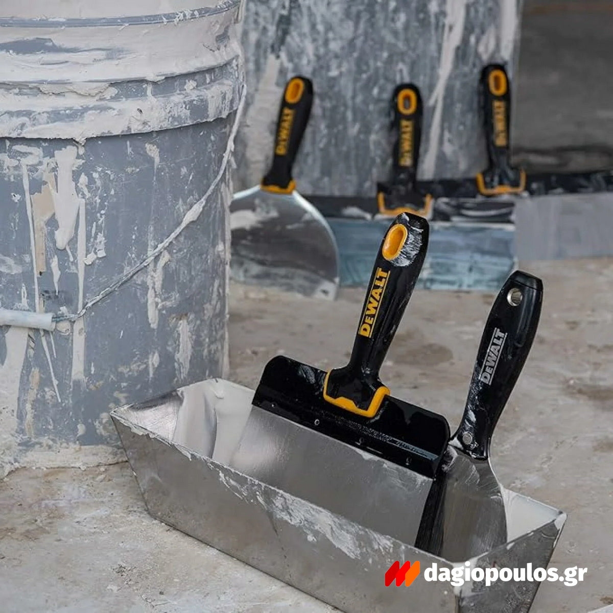 DeWalt DXTT-2-138 Μεγάλη Σπάτουλα Με Μαλακή Λαβή 14" 355mm ΑΝΟΞΕΙΔΩΤΗ