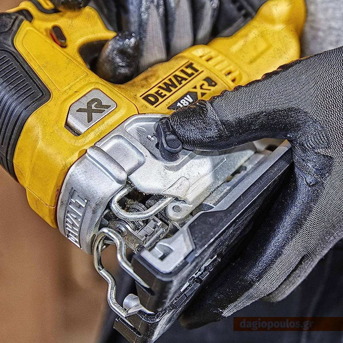 DeWalt DCS334P2-QW Brushless Σέγα Μπαταρίας XR 18V Li-Ion Με 2 Μπαταρίες 5.0Ah & Βαλίτσα T-Stak