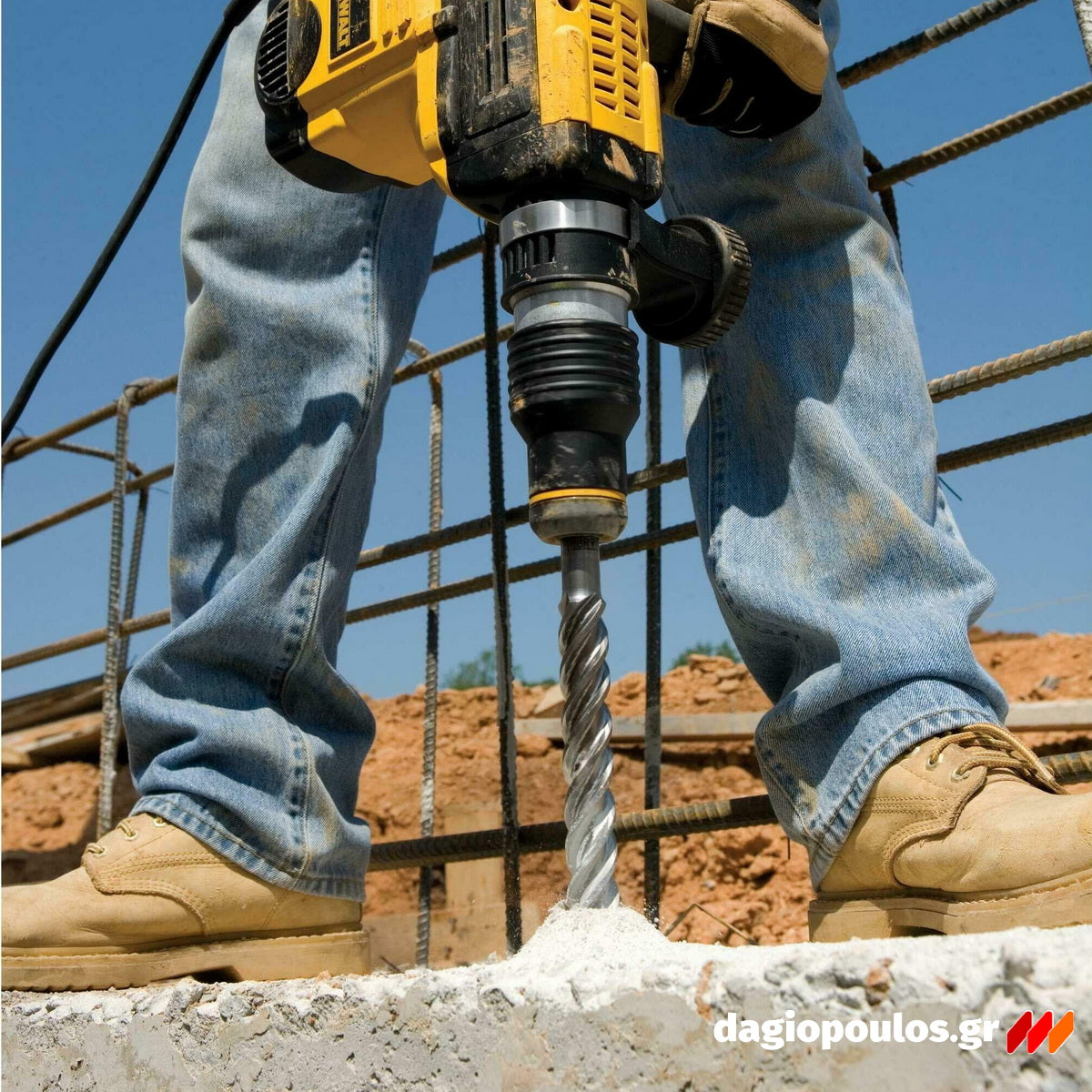 DeWalt EXTREME SDS Max Τρυπάνι Για Πνευματικά Δράπανα Υψηλών Προδιαγραφών SDS Max 4 Ακίδων (Τετράκοπο)