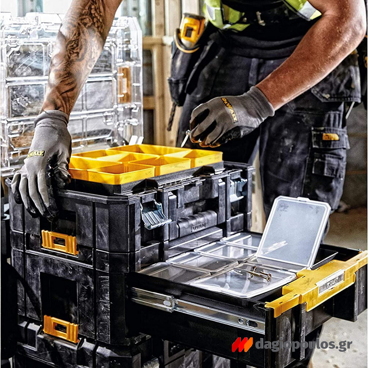 DeWalt DWST1-70705 T-Stak Εργαλειοθήκη Συρταριέρα Με Organiser & 6 Κύπελα Θήκες 17.3" 9.5Ltr