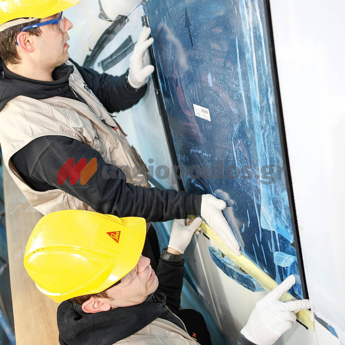 Sika Sikaflex 295 UV Marine Σφραγιστικό - Συγκολλητικό Οργανικών Κρυστάλλων & Ναυπηγικών Εφαρμογών ΜΑΥΡΟ