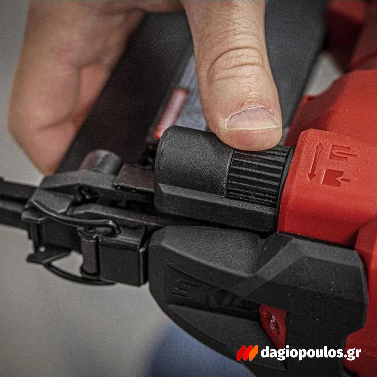 Skil 3885 CA 20V Max Brushless Καρφωτικό Μπαταρίας 18V Li-Ion & Μπαταρία - Φορτιστή 3111 AA