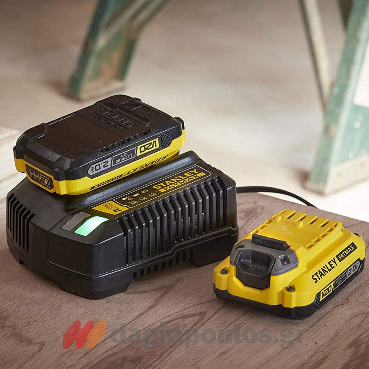 Stanley SFMCB12D2 Fatmax V20 Συλλογή Φορτιστής Με 2 Μπαταρίες 18V Li-Ion 2.0Ah