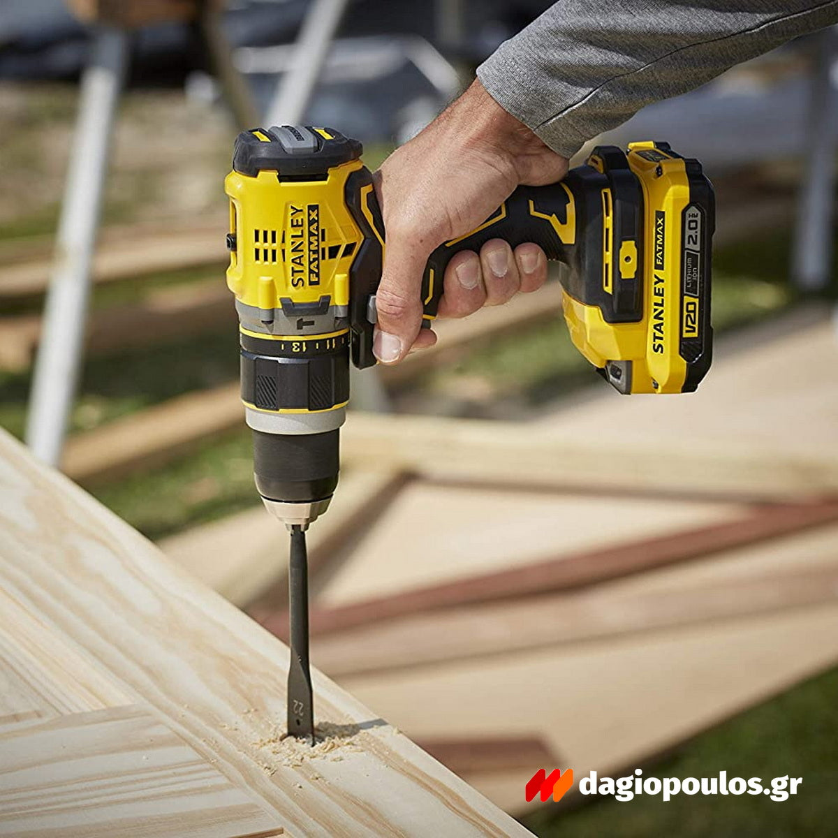 Stanley SFMCD721M2K-QW V20 Brushless Κρουστικό Δραπανοκατσάβιδο 18V Με 2 Μπατ.4.0Ah - Φορτιστή - Βαλίτσα