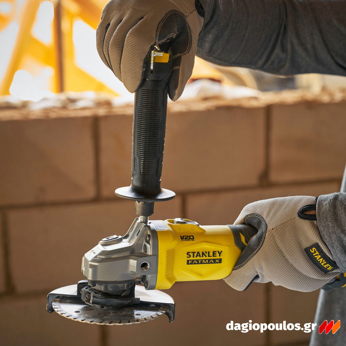 Stanley SFMCK367M2T-QS V20 Συλλογή Brushless Πνευματικό Πιστολέτο, Γωνιακός Τροχός, Κατσαβίδι Γυψοσανίδας 2 Μπατ.4.0Ah, Φορτιστής, Βαλίτσα ProStack
