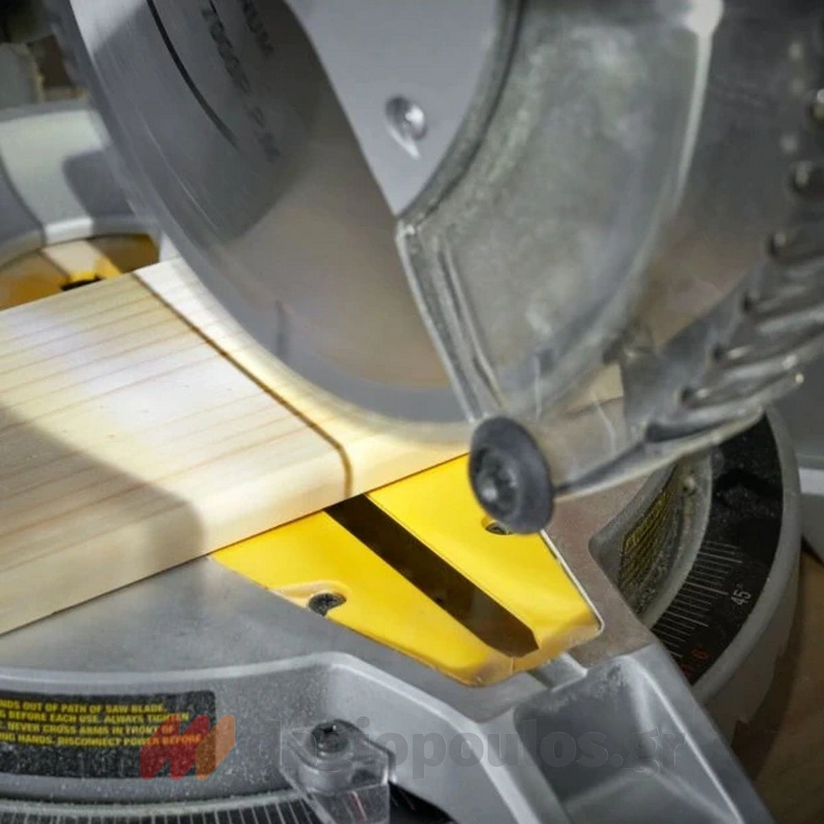 Stanley SM1650 Ηλεκτρικό Φαλτσοπρίονο Πάγκου Συρόμενο (Radial) 1650W 254mm