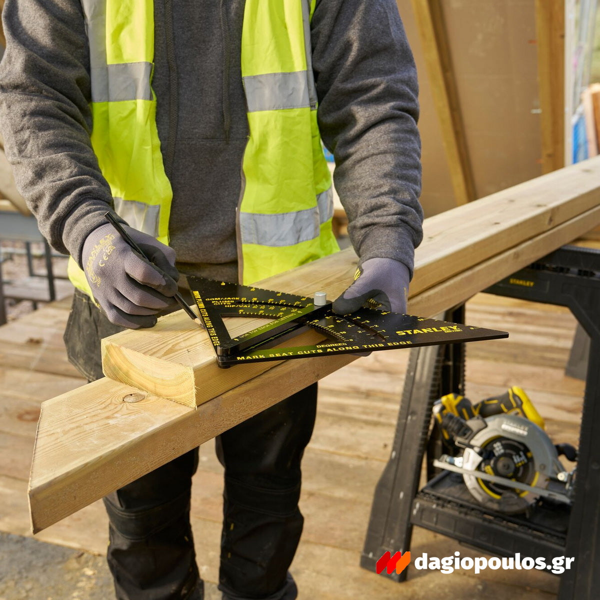 Stanley STHT46054-0 Επαγγελματικός Χάρακας - Τρίγωνο - Γωνιόμετρο Μέτρησης & Σχεδιασμού Αλουμινίου 300mm Ρυθμιζόμενο